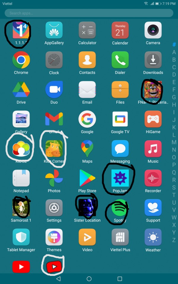 Black-circled apps are mine, white are my cousins'
